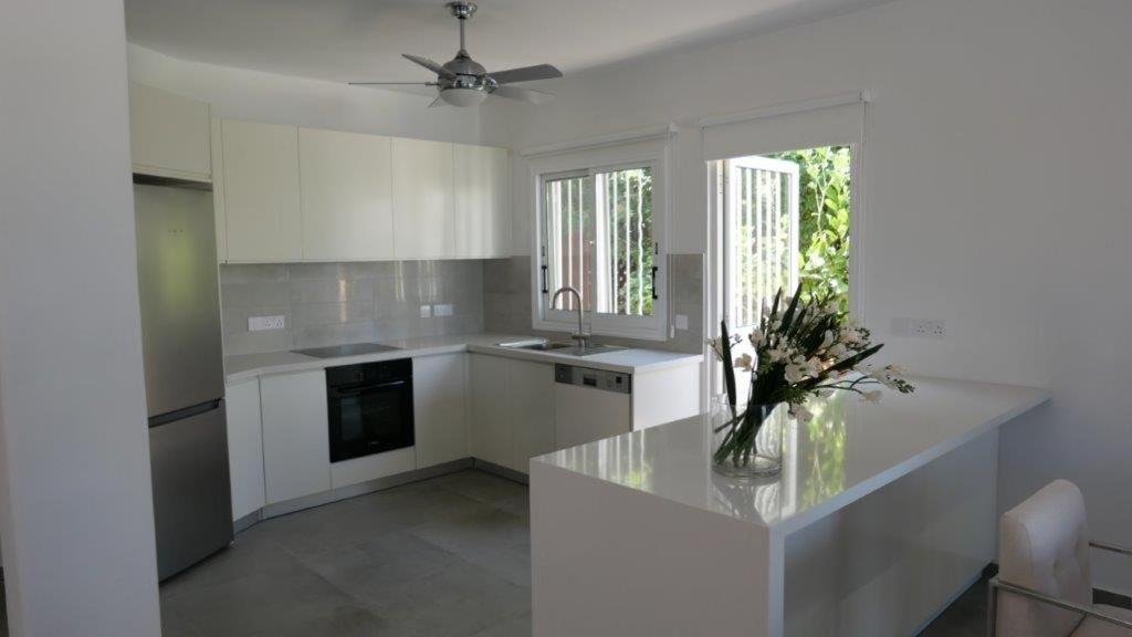 Resitour - Apollo Beach Villa 37 Klorakas 外观 照片