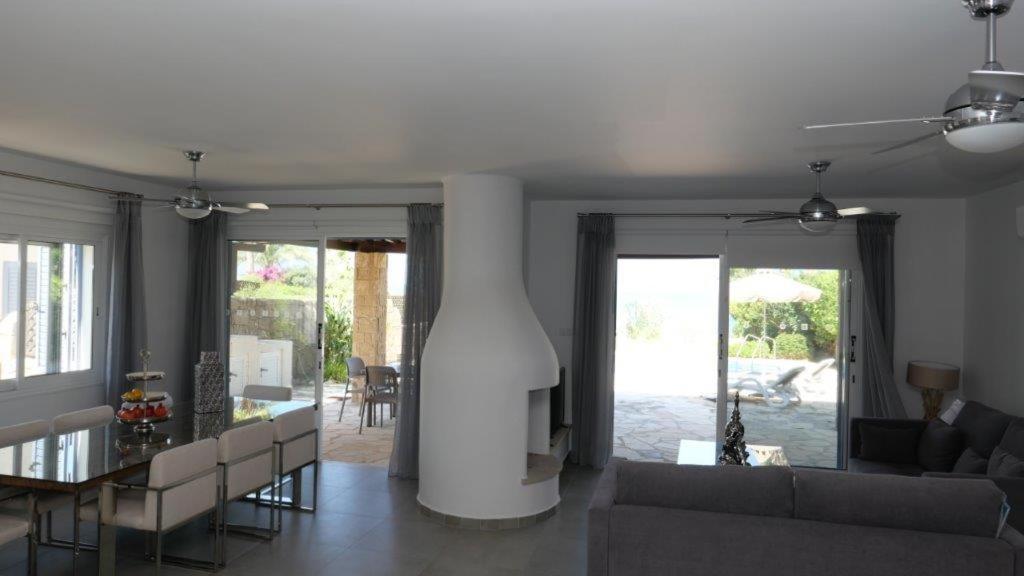 Resitour - Apollo Beach Villa 37 Klorakas 外观 照片